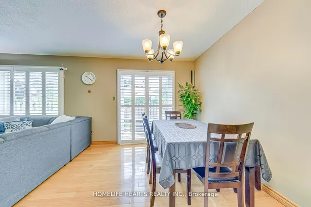 Additional image 10 of 42 Sandringham Crt