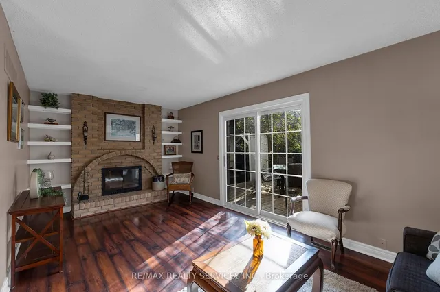 Additional image 16 of 107 Royal Palm Dr