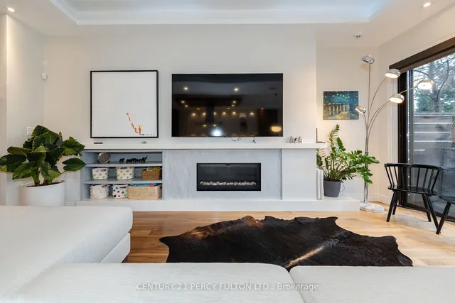 Additional image 9 of 323 Douglas Ave