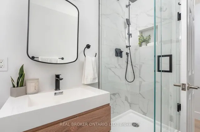 Additional image 22 of 3845 Lake Shore Blvd Unit 1601