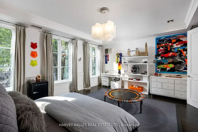 Additional image 22 of 112 Hazelton Ave