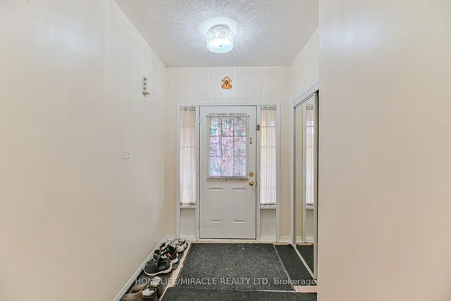 Additional image 4 of 169 Crystal Glen Cres