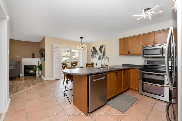 Additional image 8 of 143 Porchlight Rd