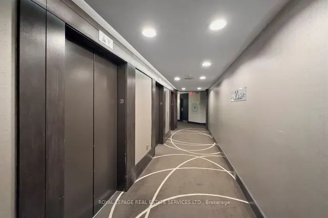 Additional image 6 of 1001 Bay St Unit 2014