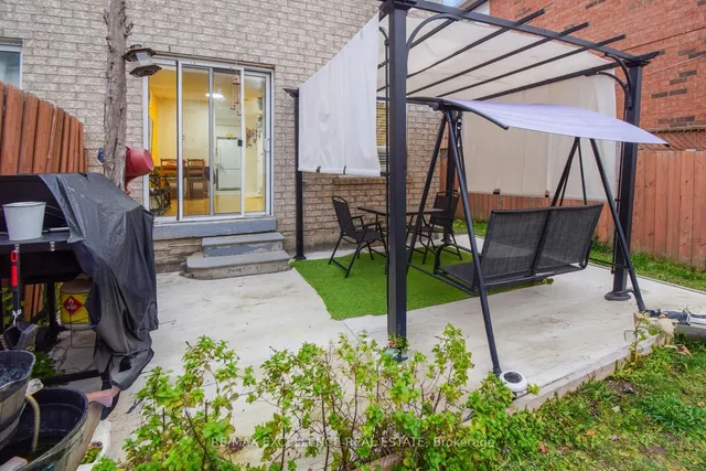 Additional image 37 of 54 Whiteface Cres