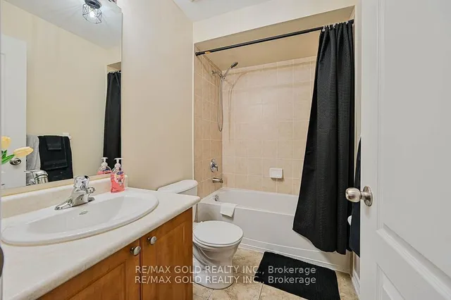 Additional image 36 of 31 Bergamont Rd