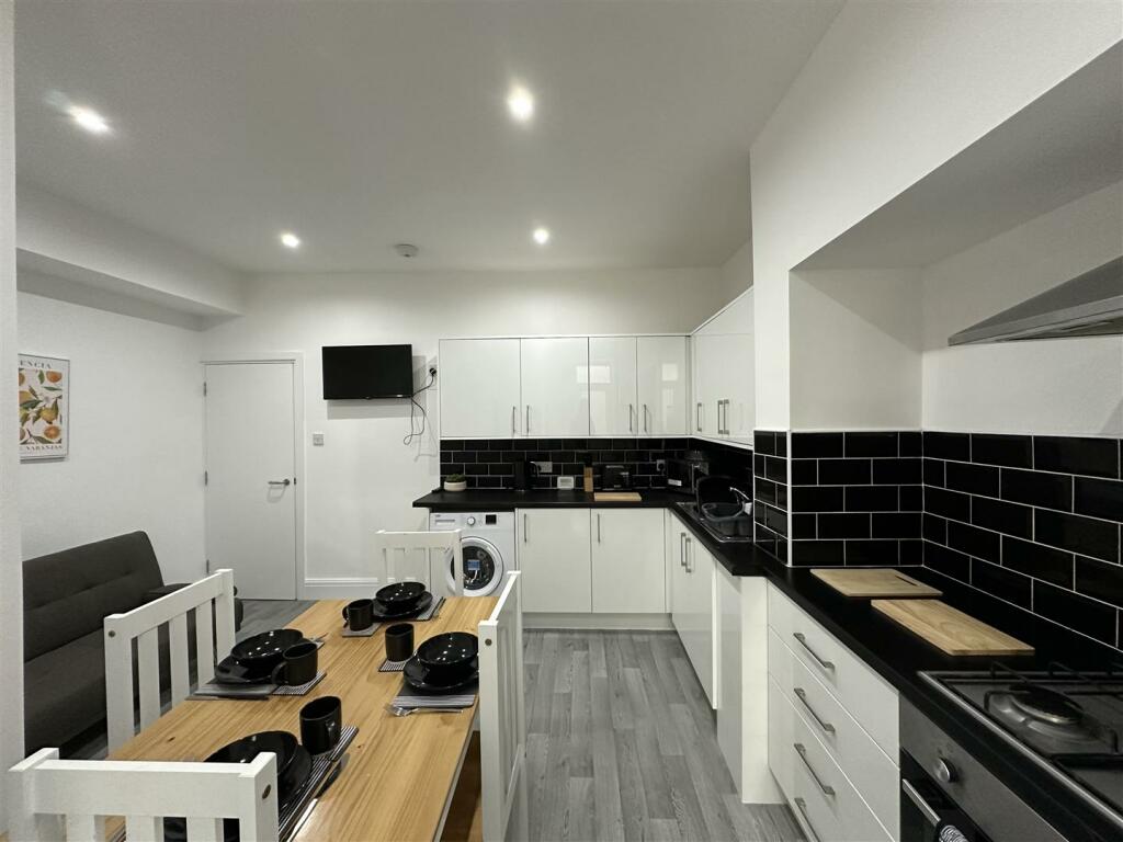 Additional image 8 of Berry Street, Burnley