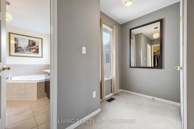 Additional image 27 of 225 Torbarrie Rd