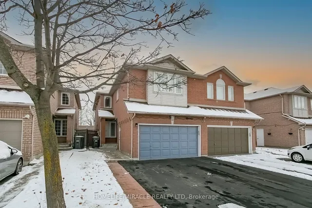61 LAURAGLEN Cres