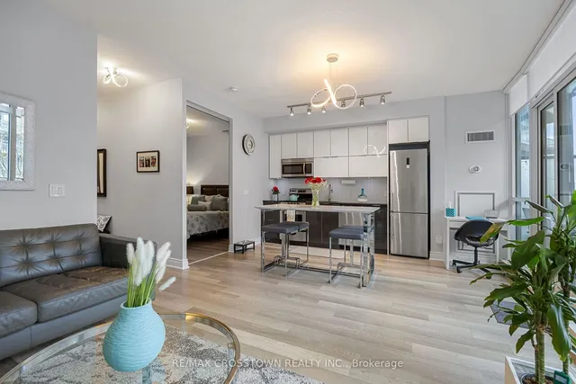 Additional image 14 of 80 Marine Parade Dr Unit 201