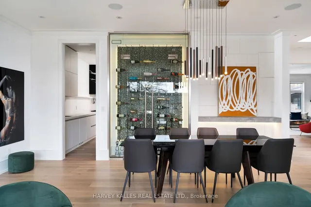 Additional image 6 of 837 ROYAL YORK Rd