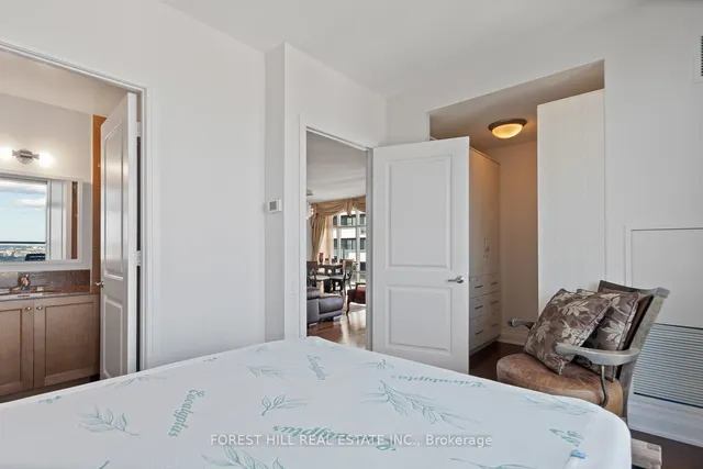 Additional image 37 of 2191 Yonge St Unit 4906