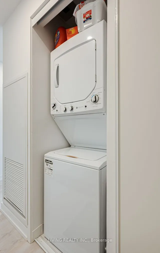 Additional image 7 of 33 Helendale Ave Unit 1512