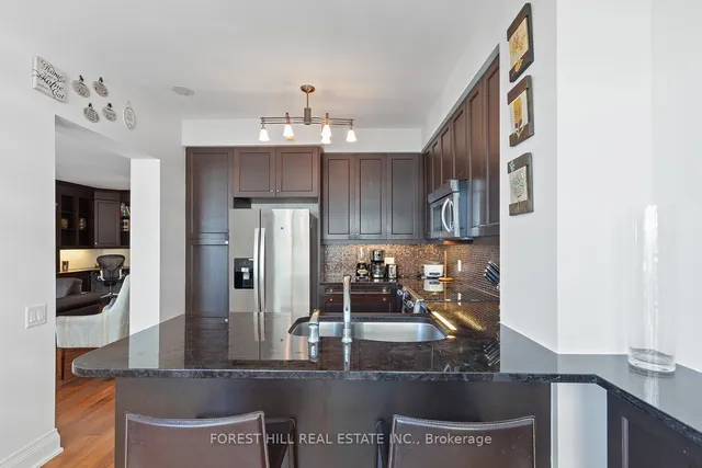 Additional image 19 of 2191 Yonge St Unit 4906