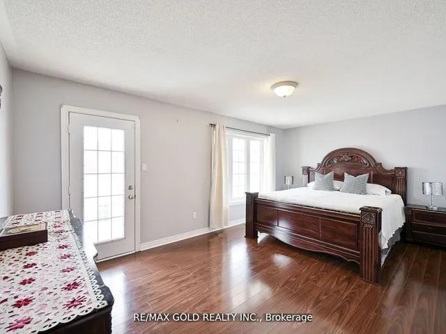 Additional image 28 of 25 Maverick Cres