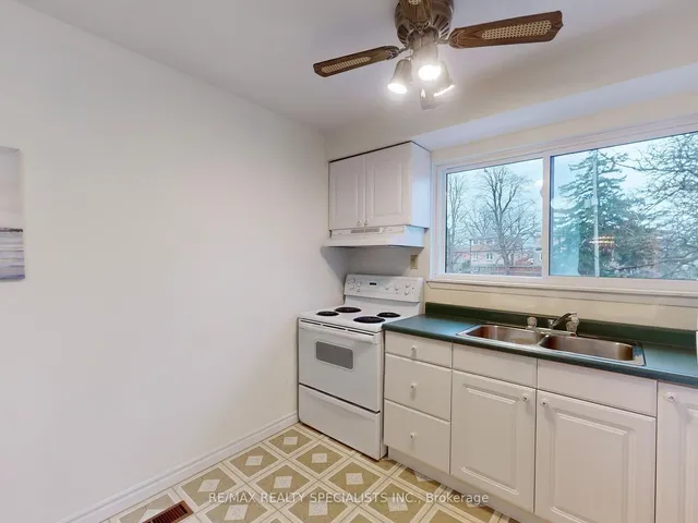 Additional image 12 of 23 Tara Park Cres Unit 23