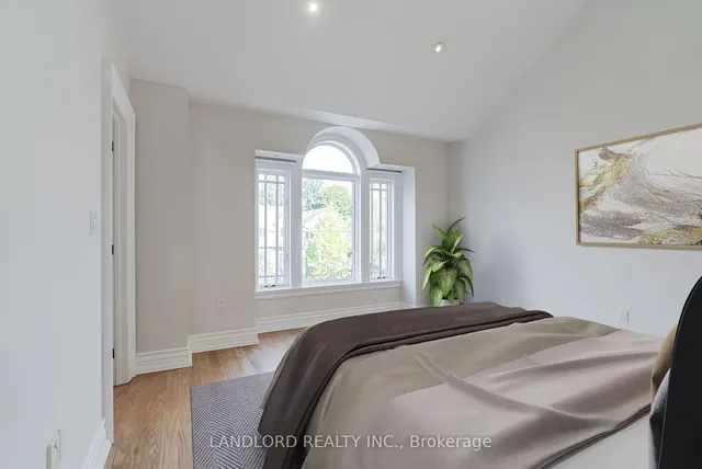 Additional image 20 of 425 Cranbrooke Ave