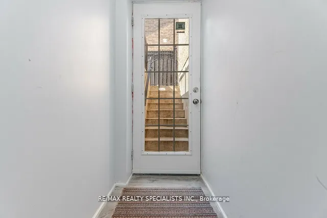 Additional image 33 of 2 Belleville Dr