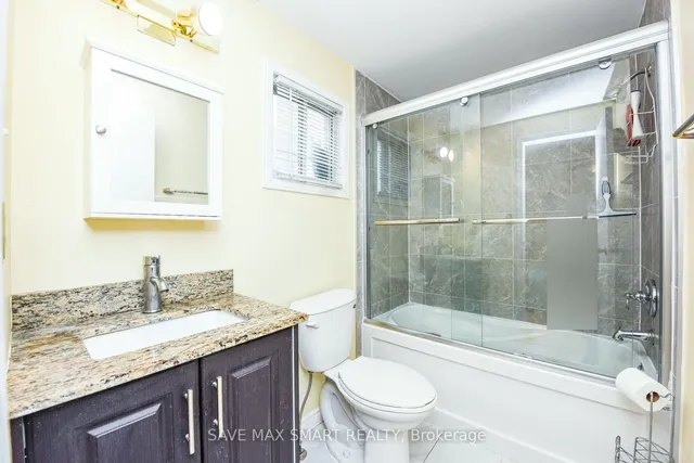 Additional image 24 of 10 Keewatin Gate