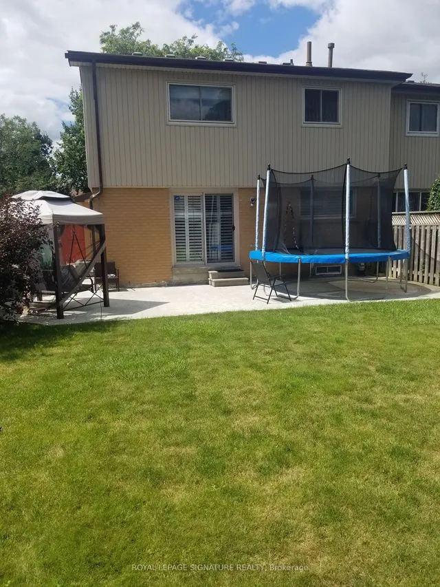 Additional image 26 of 35 Lawndale Cres