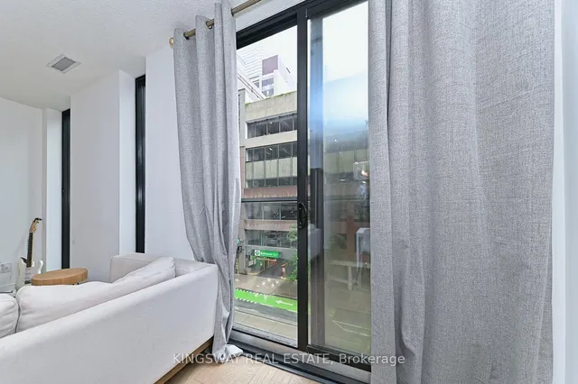 Additional image 18 of 25 Richmond St Unit 221