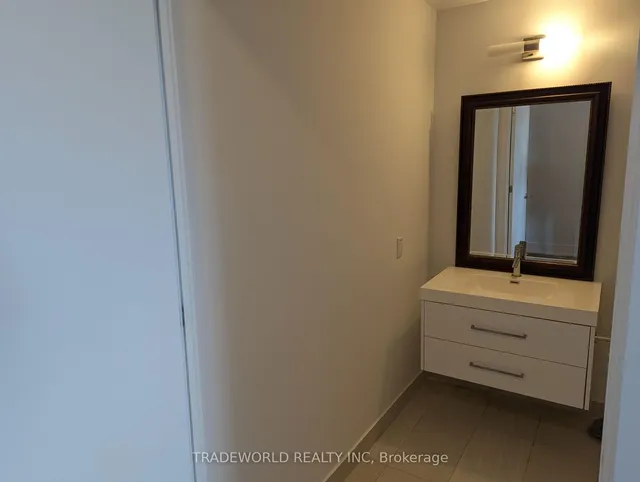 Additional image 5 of 403 Church St Unit 1609