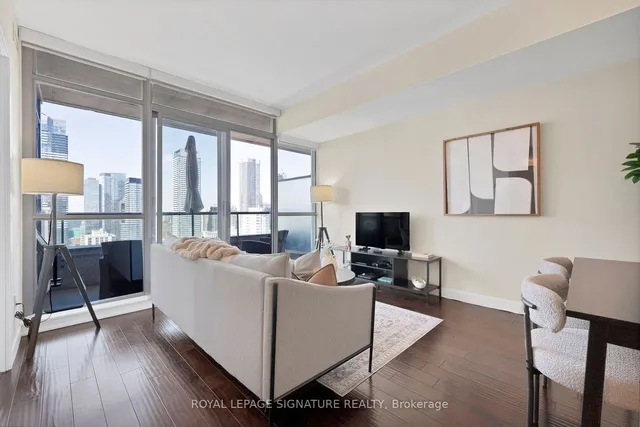 Additional image 13 of 281 Mutual St Unit 2703