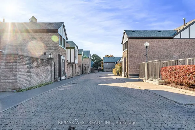 Additional image 3 of 2 Dailing Gate Unit 19