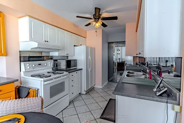 Additional image 18 of 12 Laurelcrest St Unit 1112