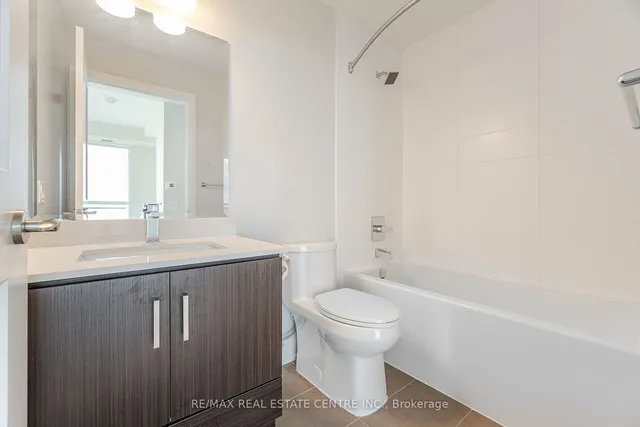 Additional image 22 of 15 Lynch St Unit 2101