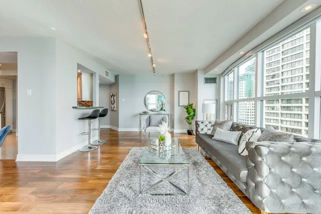 Additional image 6 of 77 Harbour Sq Unit 2207