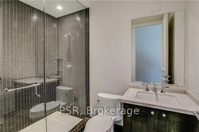 Additional image 19 of 311 Bay St Unit 3901