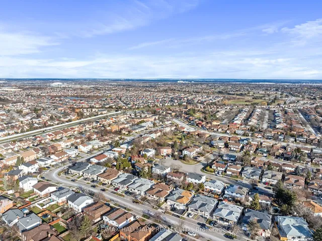 Additional image 26 of 46 Bruce Beer Dr