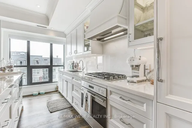 Additional image 8 of 4 The Kingsway Unit 702