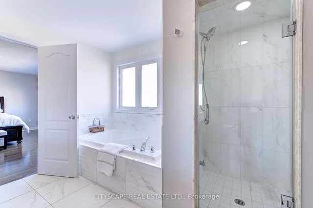 Additional image 18 of 22 Kawana Rd