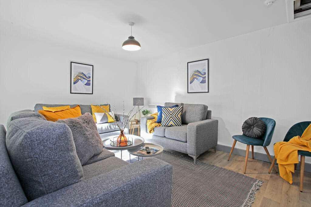 Additional image 5 of Nicholas Street