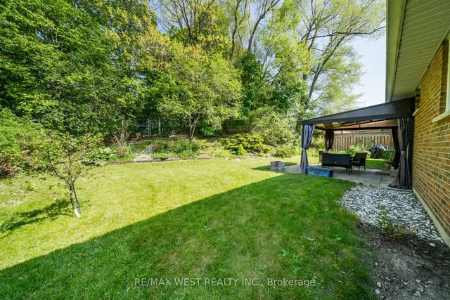 Additional image 16 of 127 Weir Cres