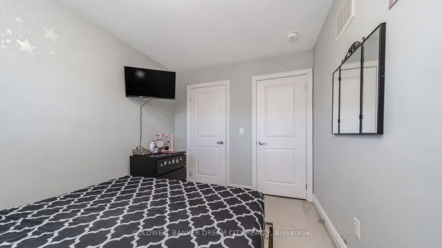 Additional image 23 of 88 Hollowgrove Blvd