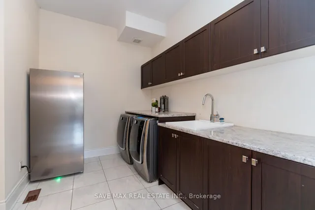 Additional image 21 of 16 Layton St