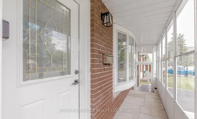 Additional image 4 of 62 Elgin Dr