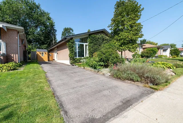 Additional image 3 of 10 Rowallan Dr