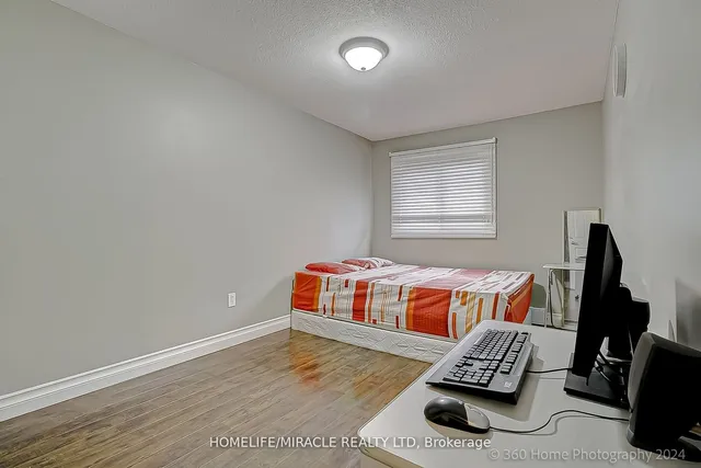 Additional image 16 of 70 Mccallum Crt Unit 70