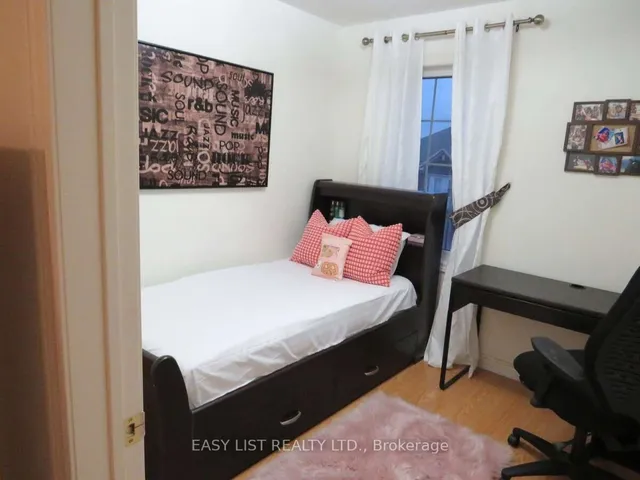 Additional image 20 of 34 Betty Nagle St