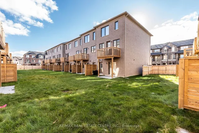 Additional image 32 of 17 Arcola St