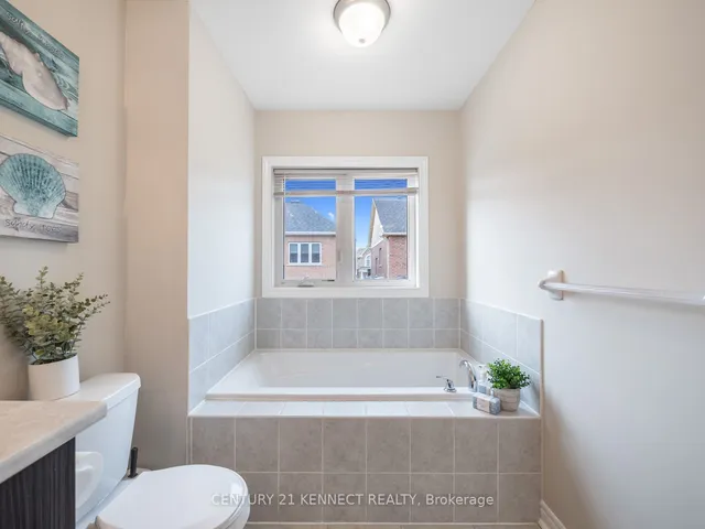 Additional image 22 of 49 Finegan Circ