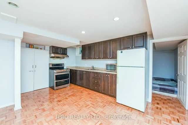 Additional image 28 of 22 Desert Sand Dr