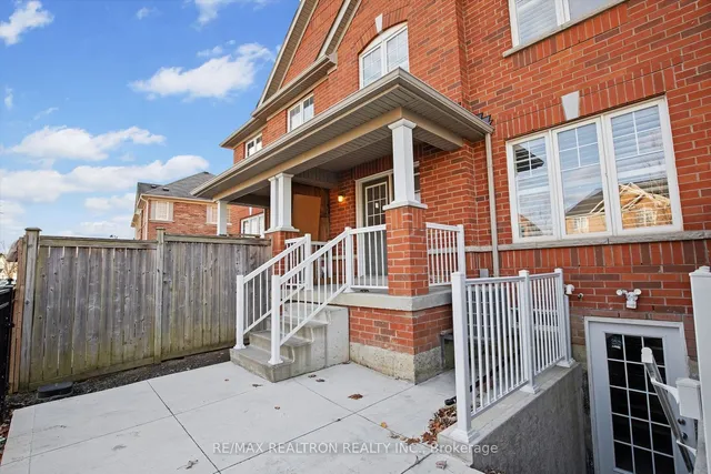 Additional image 21 of 7 Tait Crt