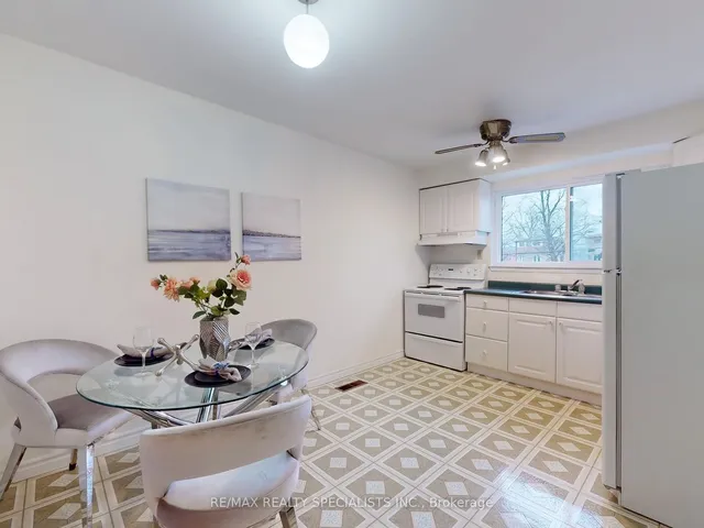 Additional image 10 of 23 Tara Park Cres Unit 23