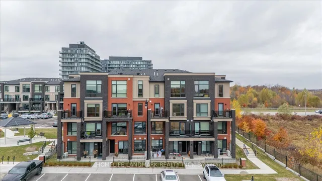 Additional image 2 of 155 Veterans Dr Unit 10