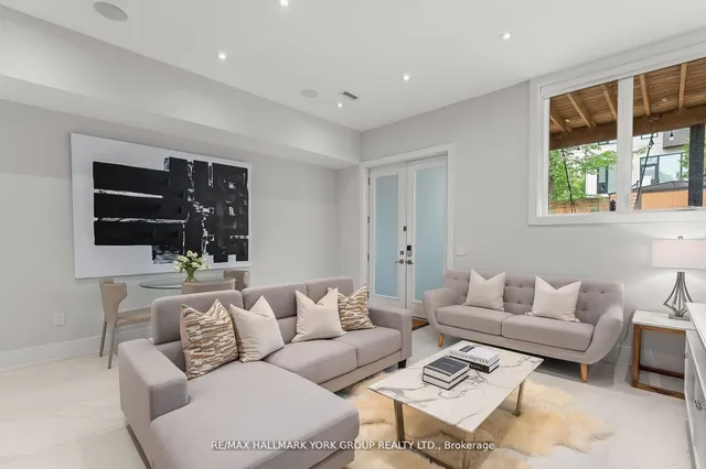 Additional image 30 of 100 Roe Ave